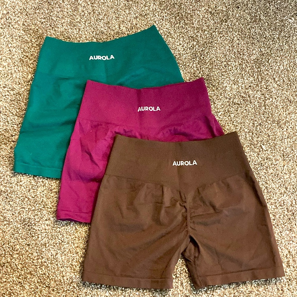 3 pack of AUROLA spandex shorts